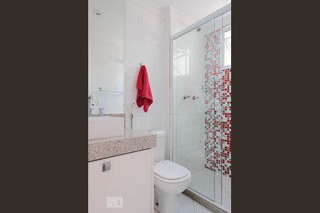 Apartamento à venda com 136m², 3 quartos e 2 vagas Apartamento à venda com 136m², 3 quartos e 2 vagasBanheiro da suíte 3