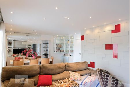 Apartamento à venda com 136m², 3 quartos e 2 vagas Apartamento à venda com 136m², 3 quartos e 2 vagasSala de estar