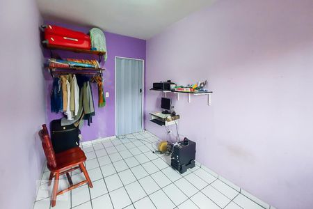 Casa à venda com 220m², 4 quartos e 2 vagas Casa à venda com 220m², 4 quartos e 2 vagasQuarto 2