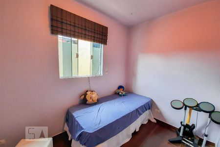 Casa à venda com 220m², 4 quartos e 2 vagas Casa à venda com 220m², 4 quartos e 2 vagasQuarto 3