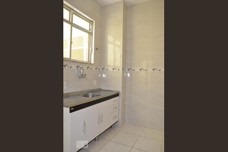 Apartamento à venda com 75m², 2 quartos e sem vagaCozinha