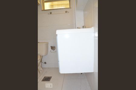 Apartamento à venda com 75m², 2 quartos e sem vagaBanheiro