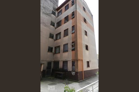 Apartamento à venda com 47m², 2 quartos e 1 vaga Apartamento à venda com 47m², 2 quartos e 1 vagaFachada