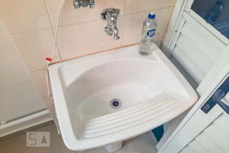 Apartamento à venda com 68m², 3 quartos e 2 vagas Apartamento à venda com 68m², 3 quartos e 2 vagasÁrea de Serviço