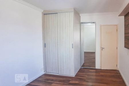 Apartamento à venda com 68m², 3 quartos e 2 vagas Apartamento à venda com 68m², 3 quartos e 2 vagasSuíte