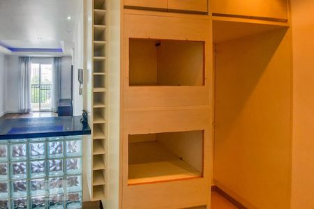 Apartamento à venda com 68m², 3 quartos e 2 vagas Apartamento à venda com 68m², 3 quartos e 2 vagasCozinha