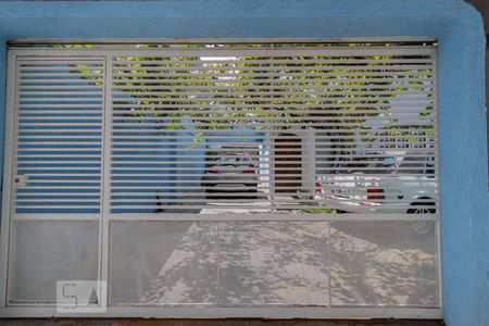 Casa à venda com 248m², 4 quartos e 6 vagasFachada