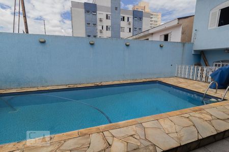Casa à venda com 248m², 4 quartos e 6 vagasPiscina