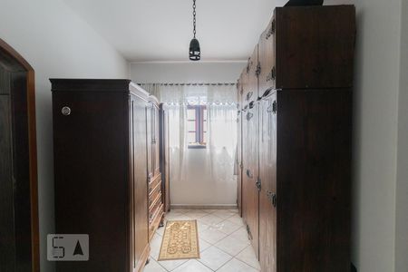 Casa à venda com 248m², 4 quartos e 6 vagasEscritório