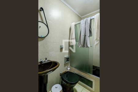 Apartamento à venda com 110m², 3 quartos e 1 vaga Apartamento à venda com 110m², 3 quartos e 1 vagaBanheiro da suíte