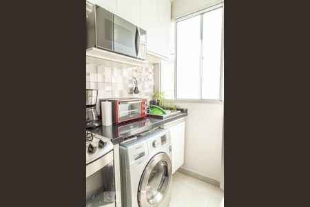 Apartamento à venda com 88m², 2 quartos e 1 vaga Apartamento à venda com 88m², 2 quartos e 1 vagaCozinha e Área de Serviço
