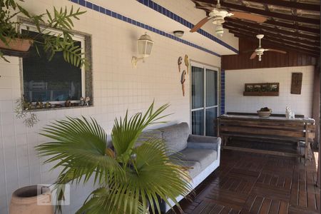 Apartamento à venda com 250m², 4 quartos e 2 vagasCobertura