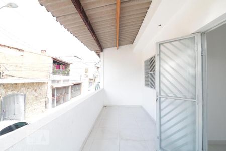 Casa à venda com 150m², 4 quartos e 2 vagasVaranda quarto 1