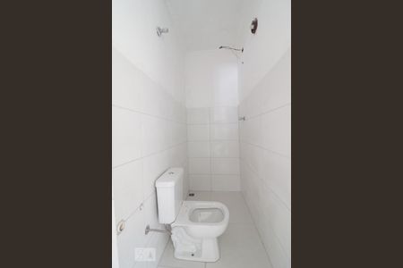 Casa à venda com 150m², 4 quartos e 2 vagasBanheiro 2