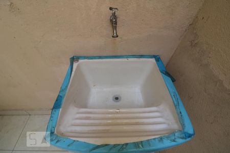 Casa à venda com 150m², 4 quartos e 2 vagasDetalhe da area de serviço - tanque