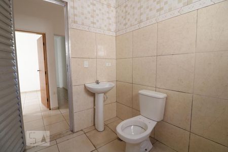 Casa à venda com 150m², 4 quartos e 2 vagasBanheiro 2