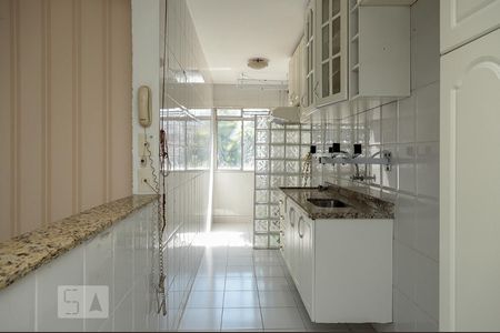 Apartamento à venda com 55m², 2 quartos e 1 vagaCozinha