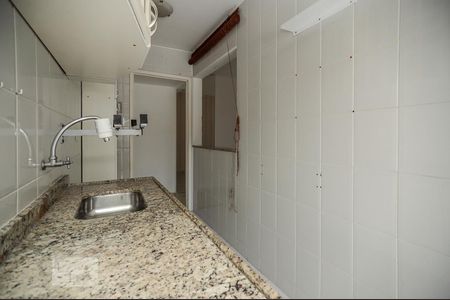 Apartamento à venda com 55m², 2 quartos e 1 vagaCozinha