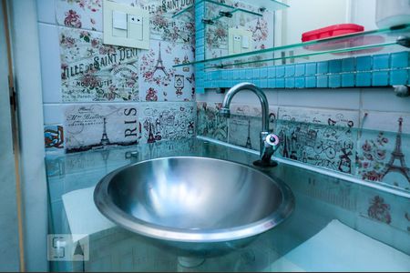 Apartamento à venda com 55m², 2 quartos e 1 vagaBanheiro