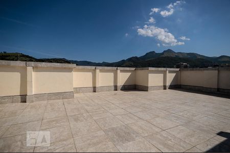 Apartamento à venda com 55m², 2 quartos e 1 vagaÁrea comum 