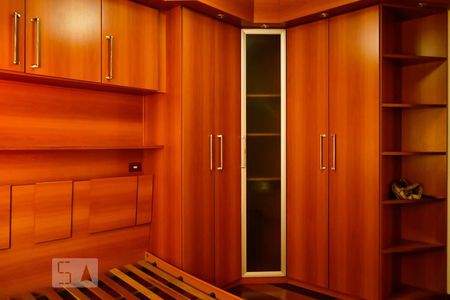 Quarto 1 Guarda roupa casal de casa para alugar com 2 quartos, 90m² em Vila União (zona Leste), São Paulo