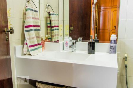 Apartamento à venda com 210m², 4 quartos e 4 vagasBanheiro da Suíte 1