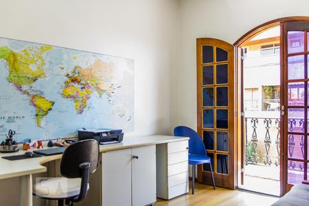 Apartamento à venda com 210m², 4 quartos e 4 vagasQuarto 2