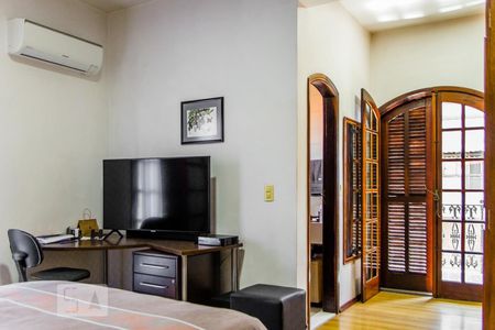 Apartamento à venda com 210m², 4 quartos e 4 vagasQuarto 3 - Suíte Master