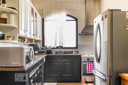 Apartamento à venda com 210m², 4 quartos e 4 vagasCozinha