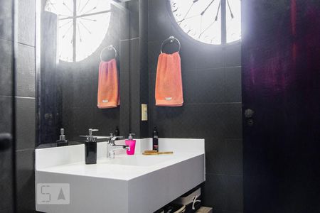 Apartamento à venda com 210m², 4 quartos e 4 vagasBanheiro da Suíte 4