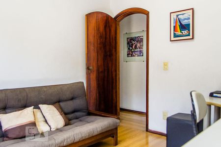 Apartamento à venda com 210m², 4 quartos e 4 vagasQuarto 2