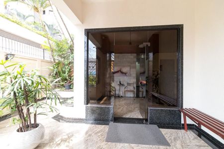 Apartamento para alugar com 95m², 3 quartos e 1 vagaEntrada do prédio