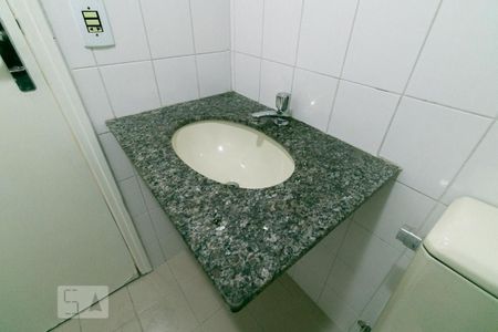 Apartamento para alugar com 60m², 3 quartos e 1 vaga Apartamento para alugar com 60m², 3 quartos e 1 vagaBanheiro
