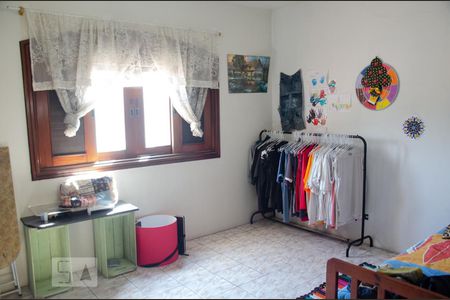 Casa à venda com 432m², 4 quartos e 6 vagasQuarto