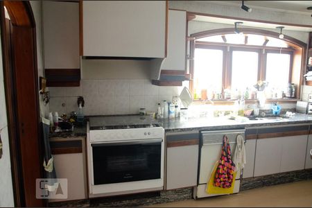 Casa à venda com 432m², 4 quartos e 6 vagasCozinha