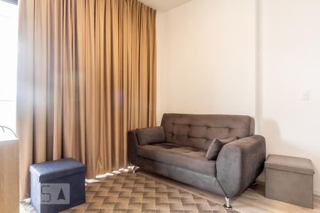 Sala de kitnet/studio para alugar com 1 quarto, 39m² em Itaim Bibi, São Paulo