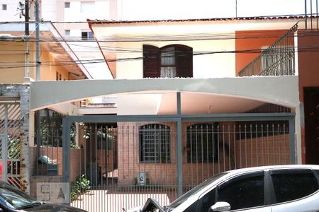 Casa à venda com 172m², 3 quartos e 2 vagasFachada 2