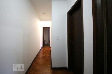 Casa à venda com 172m², 3 quartos e 2 vagasCorredor