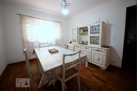 Casa à venda com 172m², 3 quartos e 2 vagasSala de Jantar 