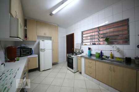 Casa à venda com 172m², 3 quartos e 2 vagasCozinha 