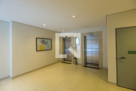 Apartamento para alugar com 36m², 1 quarto e 1 vagaHall social