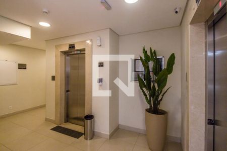 Apartamento para alugar com 36m², 1 quarto e 1 vagaHall social
