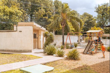 Apartamento à venda com 45m², 2 quartos e 1 vaga Apartamento à venda com 45m², 2 quartos e 1 vagaPortaria e Playground