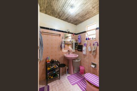 Casa à venda com 270m², 3 quartos e 1 vaga Casa à venda com 270m², 3 quartos e 1 vagaBanheiro