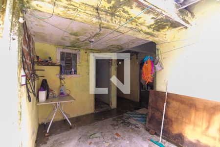 Casa à venda com 270m², 3 quartos e 1 vaga Casa à venda com 270m², 3 quartos e 1 vagaQuintal