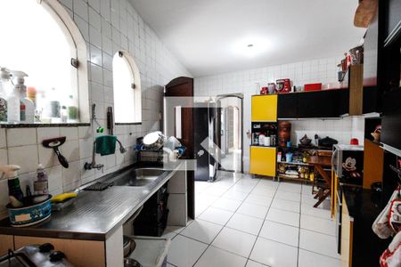 Casa à venda com 250m², 3 quartos e 2 vagas Casa à venda com 250m², 3 quartos e 2 vagasCozinha