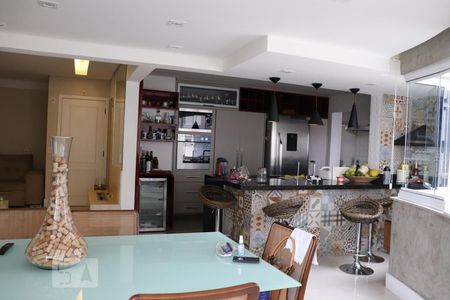 Apartamento à venda com 127m², 3 quartos e 3 vagasCozinha