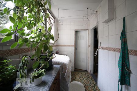 Apartamento à venda com 160m², 4 quartos e 1 vagaÁrea de serviço