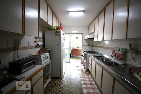 Apartamento à venda com 160m², 4 quartos e 1 vagaCozinha