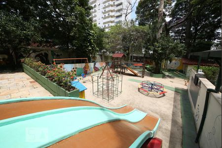 Apartamento à venda com 160m², 4 quartos e 1 vagaÁrea externa